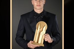 金球奖官方向哈兰德送祝福：2023年盖德-穆勒奖获得者，生日快乐