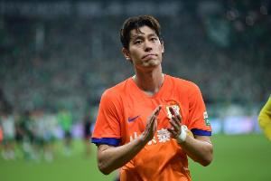 德转：山东泰山球员毕津浩租借加盟大连英博，租借费为9万欧元